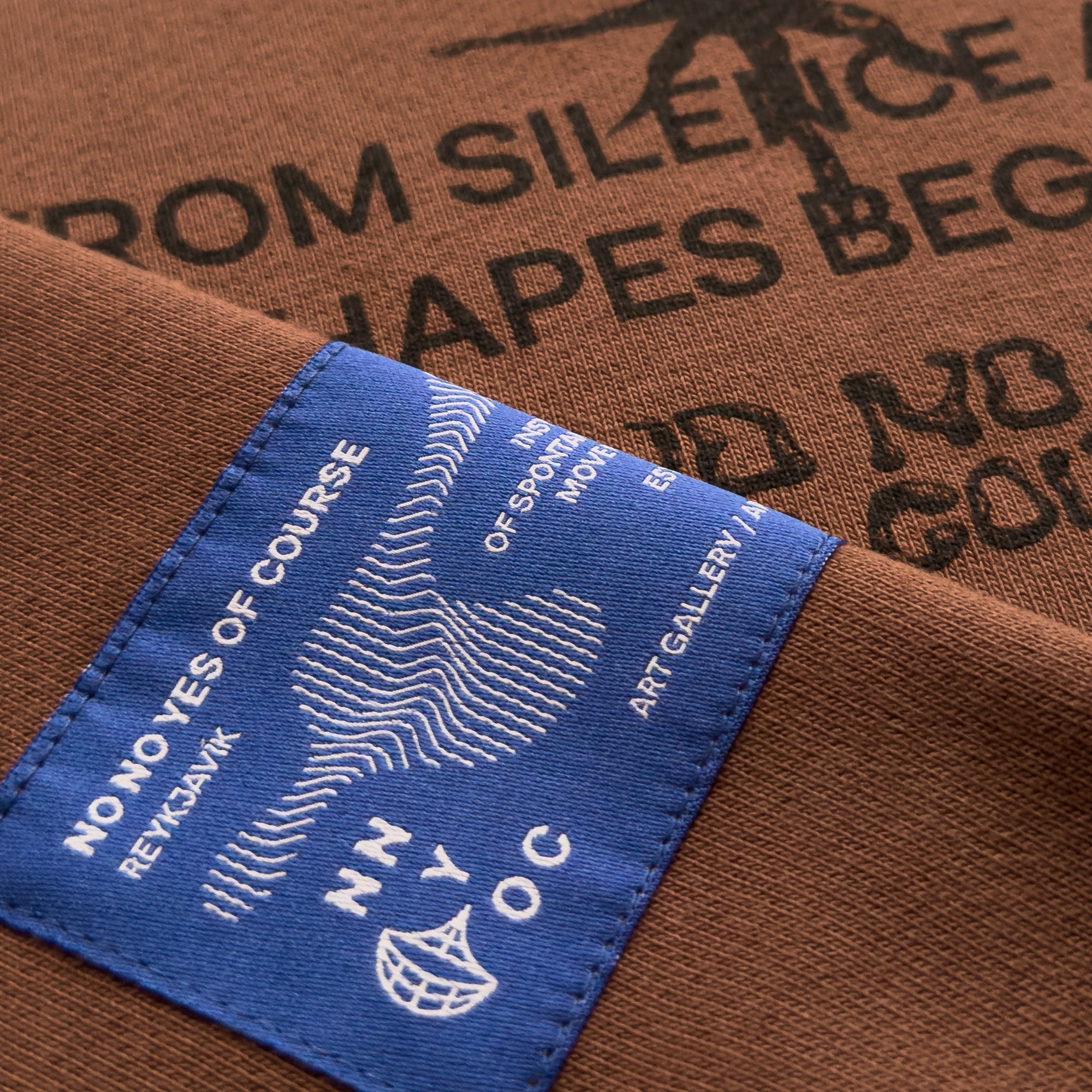 The shape of silence - Back Path Crewneck - Brown